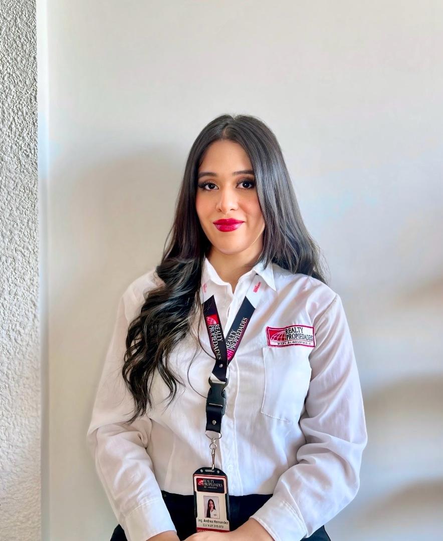 Ing. Andrea Hernández