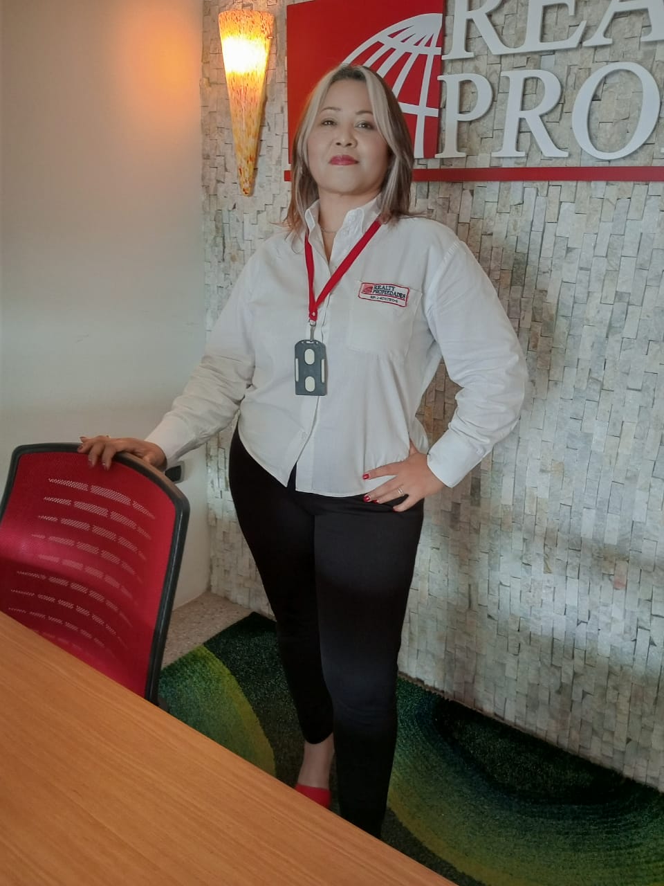 Lcda. Yanessis González