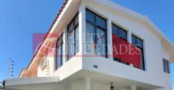 AMPLIA CASA-QUINTA EN EL CASCO CENTRAL EN VENTA