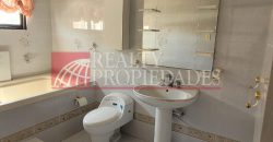 AMPLIA CASA-QUINTA EN EL CASCO CENTRAL EN VENTA