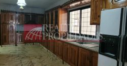 AMPLIA CASA-QUINTA EN EL CASCO CENTRAL EN VENTA