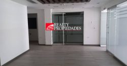 EDIFICIO EMPRESARIAL CON GALPÓN CERRADO EN ALQUILER