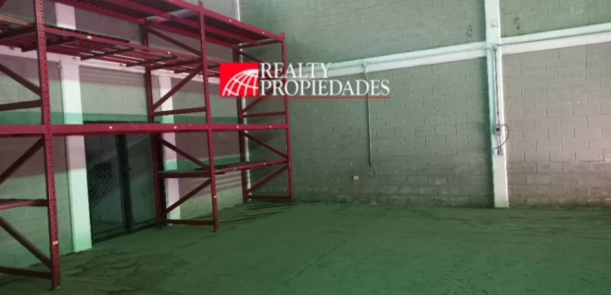 EDIFICIO EMPRESARIAL CON GALPÓN CERRADO EN ALQUILER