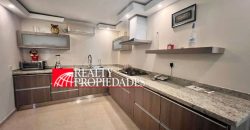 EXCLUSIVO TOWNHOUSE SEMI-EQUIPADO EN VENTA