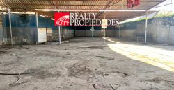 EXCELENTE GALPÓN CON LOCALES COMERCIALES EN UBICACIÓN ESTRATÉGICA EN ALQUILER