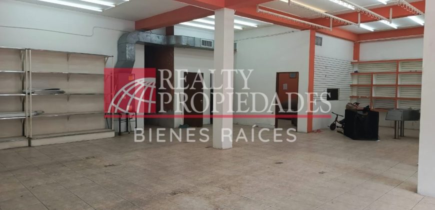 EN CABIMAS: EXCELENTE LOCAL COMERCIAL DE 3 NIVELES EN VENTA
