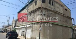 EN CABIMAS: EXCELENTE LOCAL COMERCIAL DE 3 NIVELES EN VENTA