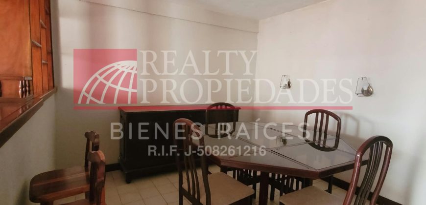 AMPLIA CASA AMOBLADA EN ALQUILER