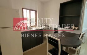 HERMOSO APARTAMENTO ESTUDIO EQUIPADO EN ALQUILER EN EL CENTRO DE LA CIUDAD