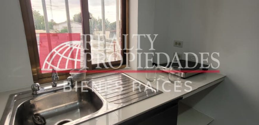 HERMOSO APARTAMENTO ESTUDIO EQUIPADO EN ALQUILER EN EL CENTRO DE LA CIUDAD