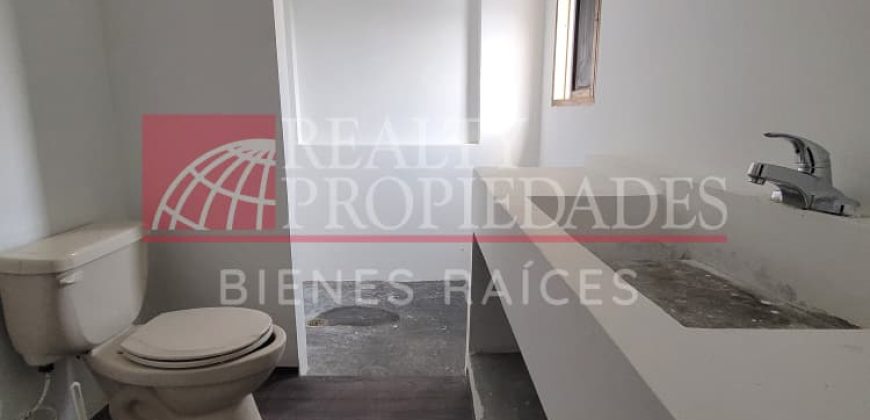 CÓMODO APARTAMENTO SEMI-AMOBLADO EN EL CENTRO