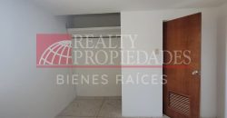 CÓMODO APARTAMENTO SEMI-AMOBLADO EN EL CENTRO