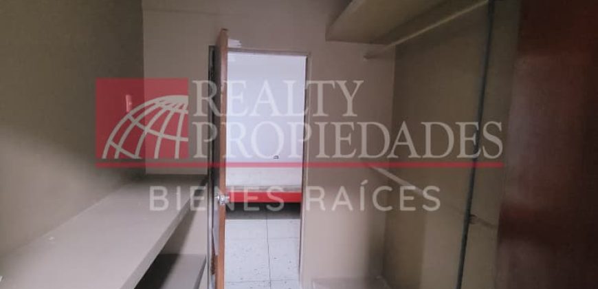 CÓMODO APARTAMENTO SEMI-AMOBLADO EN EL CENTRO
