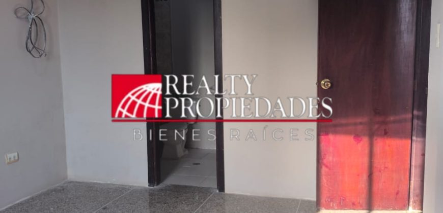 CÓMODO APARTAMENTO SEMI-AMOBLADO EN ALQUILER EN EL CENTRO