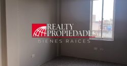 CÓMODO APARTAMENTO SEMI-AMOBLADO EN ALQUILER EN EL CENTRO