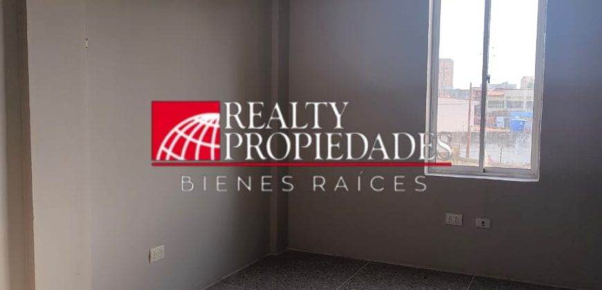 CÓMODO APARTAMENTO SEMI-AMOBLADO EN ALQUILER EN EL CENTRO