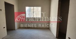 MODERNO Y AMPLIO TOWNHOUSE EN GRIS BLANCO EN VENTA