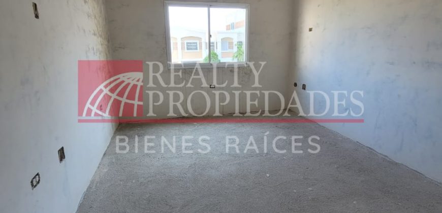 MODERNO Y AMPLIO TOWNHOUSE EN GRIS BLANCO EN VENTA