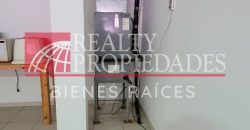 CÉNTRICO LOCAL COMERCIAL DE DOS NIVELES EN ALQUILER O VENTA