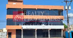 CÉNTRICO LOCAL COMERCIAL DE 3 NIVELES EN ALQUILER