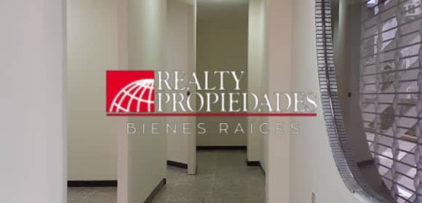 EN PLANTA BAJA: LOCAL COMERCIAL SEMI-EQUIPADO EN ALQUILER