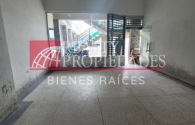LOCAL COMERCIAL DE 2 PLANTAS EN EL CASCO CENTRAL