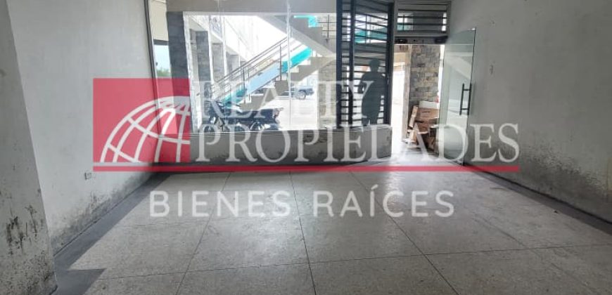 LOCAL COMERCIAL DE 2 PLANTAS EN EL CASCO CENTRAL