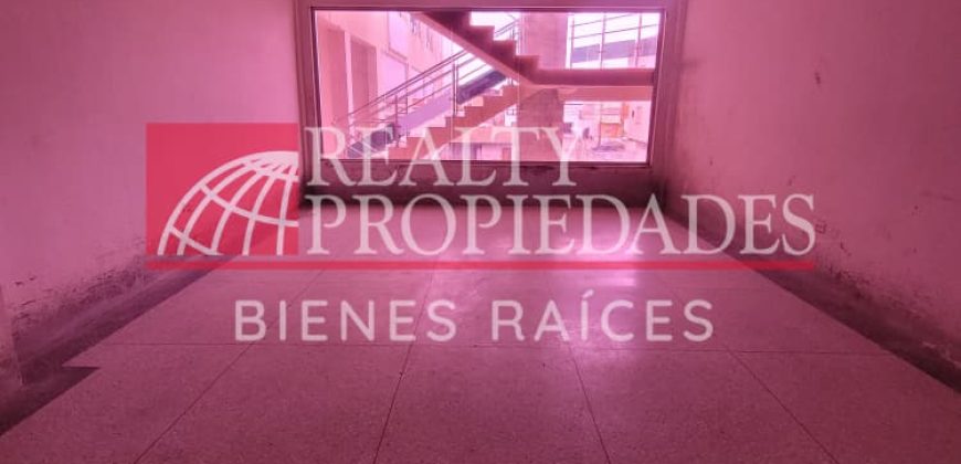 LOCAL COMERCIAL DE 2 PLANTAS EN EL CASCO CENTRAL