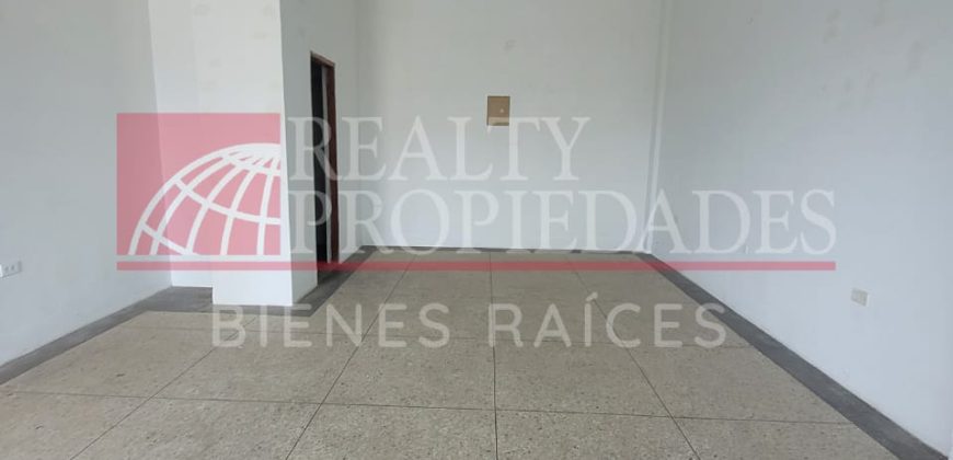 LOCAL COMERCIAL EN ALQUILER EN EL CASCO CENTRAL