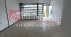 LOCAL COMERCIAL EN ALQUILER EN EL CASCO CENTRAL