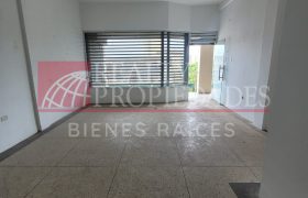 LOCAL COMERCIAL EN ALQUILER EN EL CASCO CENTRAL