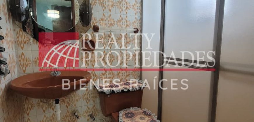 AMPLIA CASA AMOBLADA EN ALQUILER EN EL CENTRO