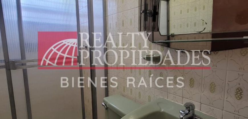 AMPLIA CASA AMOBLADA EN ALQUILER EN EL CENTRO