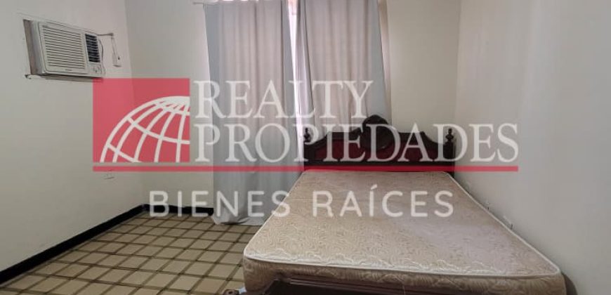 AMPLIA CASA AMOBLADA EN ALQUILER EN EL CENTRO