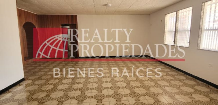 AMPLIA CASA AMOBLADA EN ALQUILER EN EL CENTRO