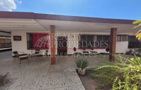 AMPLIA CASA AMOBLADA EN ALQUILER EN EL CENTRO