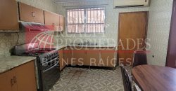 AMPLIA CASA AMOBLADA EN ALQUILER EN EL CENTRO