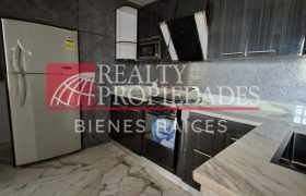 EN EL CENTRO: HERMOSA CASA ACTUALIZADA EN ALQUILER