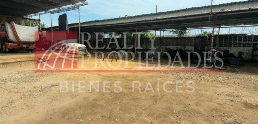 CERCA DE LA INTERCOMUNAL: AMPLIO GALPÓN EN ALQUILER