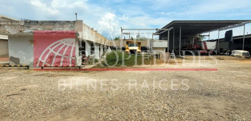 CERCA DE LA INTERCOMUNAL: AMPLIO GALPÓN EN ALQUILER