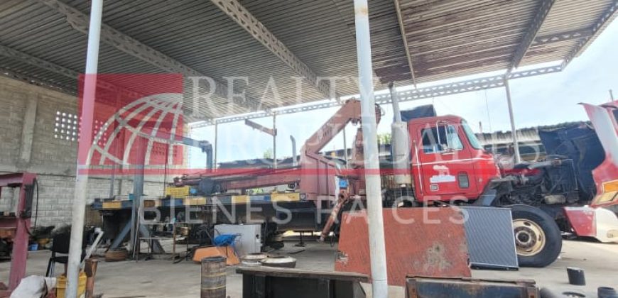 CERCA DE LA INTERCOMUNAL: AMPLIO GALPÓN EN ALQUILER