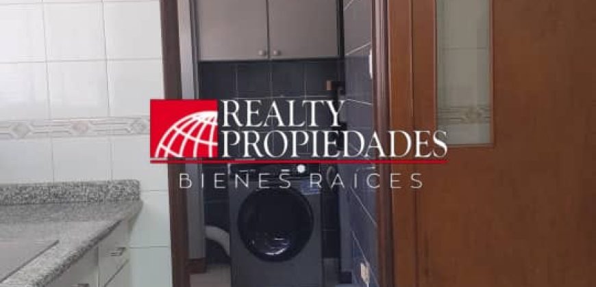 EXCELENTE TOWNHOUSE 100%EQUIPADO EN ALQUILER