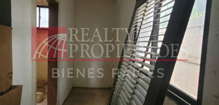 EXCELENTE APARTAMENTO EN GRIS BLANCO EN VENTA