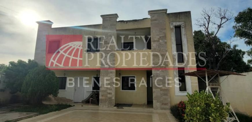 GALPÓN INDUSTRIAL/COMERCIAL EN ALQUILER