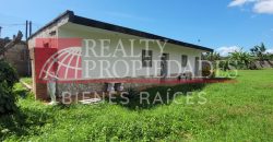 TERRENO CERCADO + CONSTRUCCIÓN EN VENTA