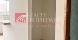 EN EL CENTRO: AMPLIO LOCAL EN PLANTA ALTA EN ALQUILER