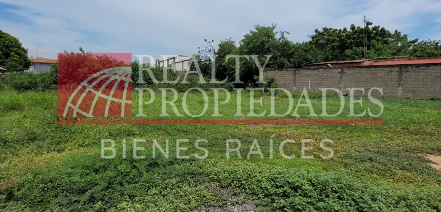 CIRCUITO CERRADO: TERRENO A PRECIO DE OPORTUNIDAD EN VENTA