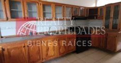 CÓMODO APARTAMENTO SEMI-EQUIPADO LISTO PARA HABITAR EN VENTA