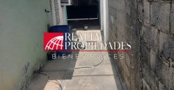 EN CIRCUITO CERRADO: CONFORTABLE CASA DE PLATABANDA EN VENTA