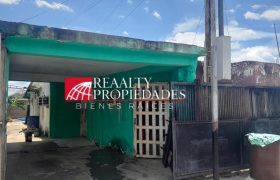 EN CIRCUITO CERRADO: CONFORTABLE CASA DE PLATABANDA EN VENTA